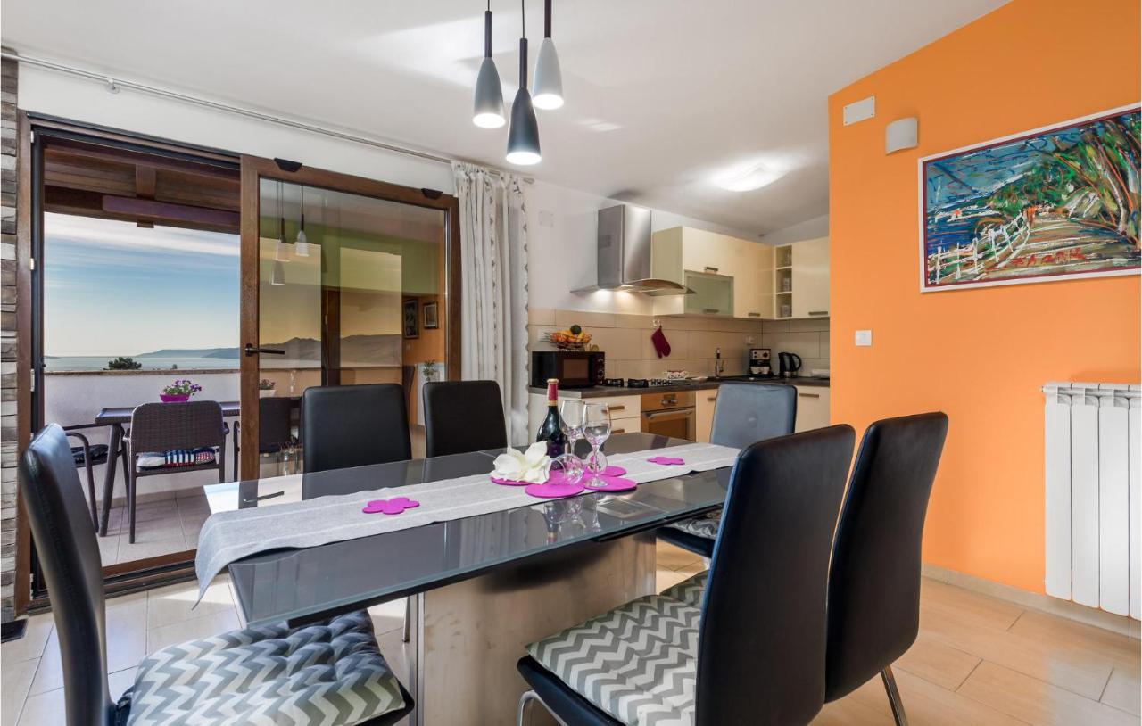 Gorgeous Apartment In Rijeka With Kitchen Екстер'єр фото